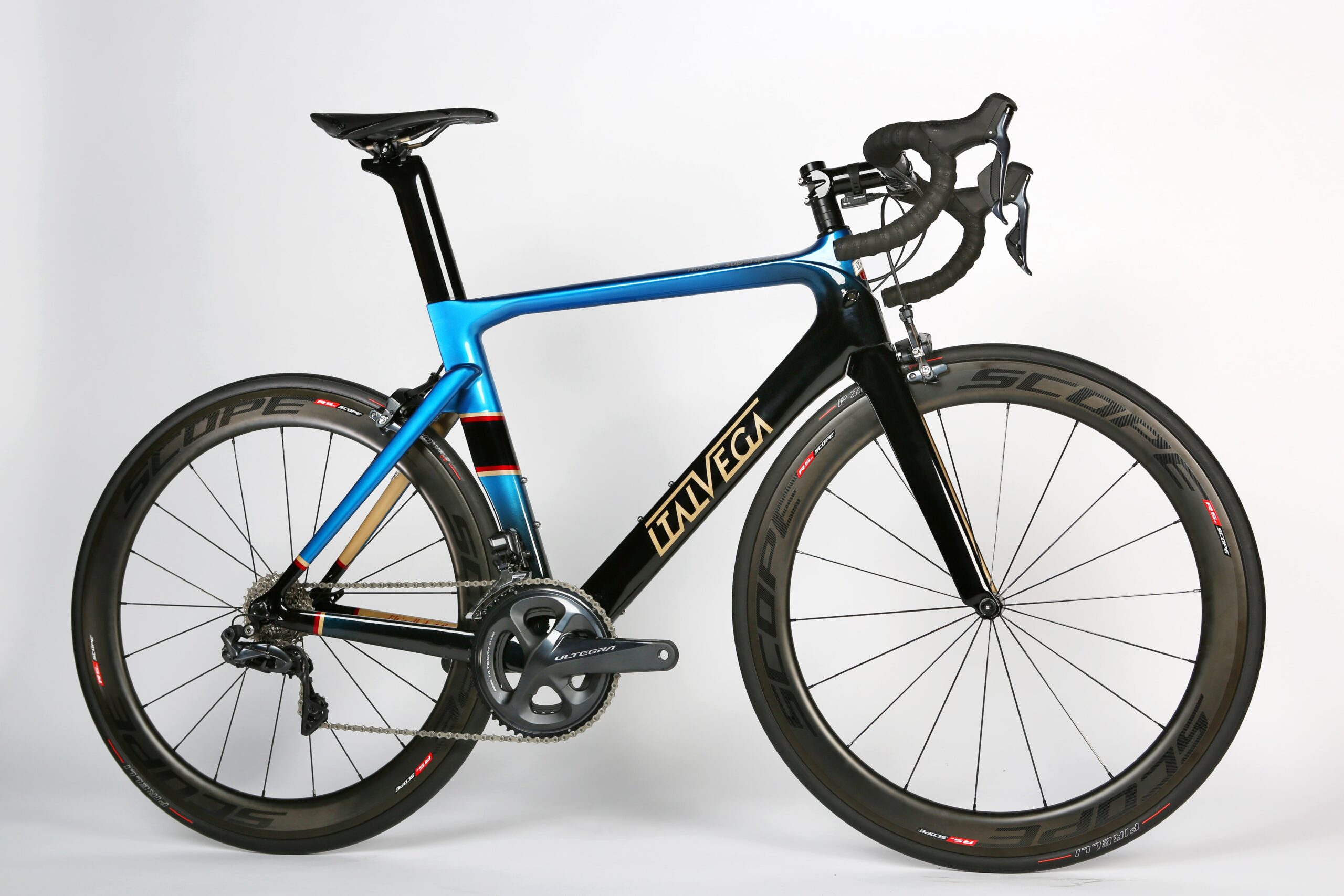 Nuovo Supersport – BLUE OWL